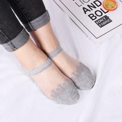 Women's Cute Print Transparent Socks - Pebble Canyon